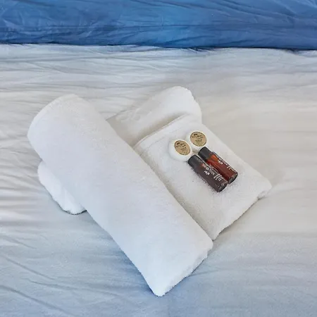 Apartment Elegant Et Confortable - Perreire *